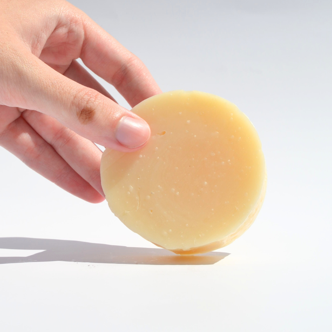 Edelweiss Strengthing Solid Shampoo